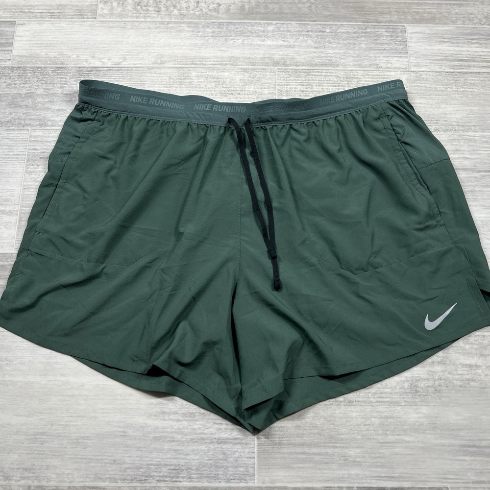 NIKE Stride 2-in-1 RUNNING Shorts DRI-FIT 5" Men's XXL FN2992-338 MSRP $65 Green
